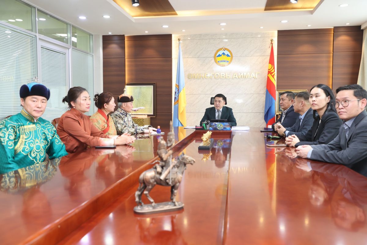 Монгол Улсын Төрийн их хан хуурч, Ардын жүжигчин Цэенгийн Цэрэндоржийн амьдрал, уран бүтээлийн тухай баримтат киноны нээлт боллоо