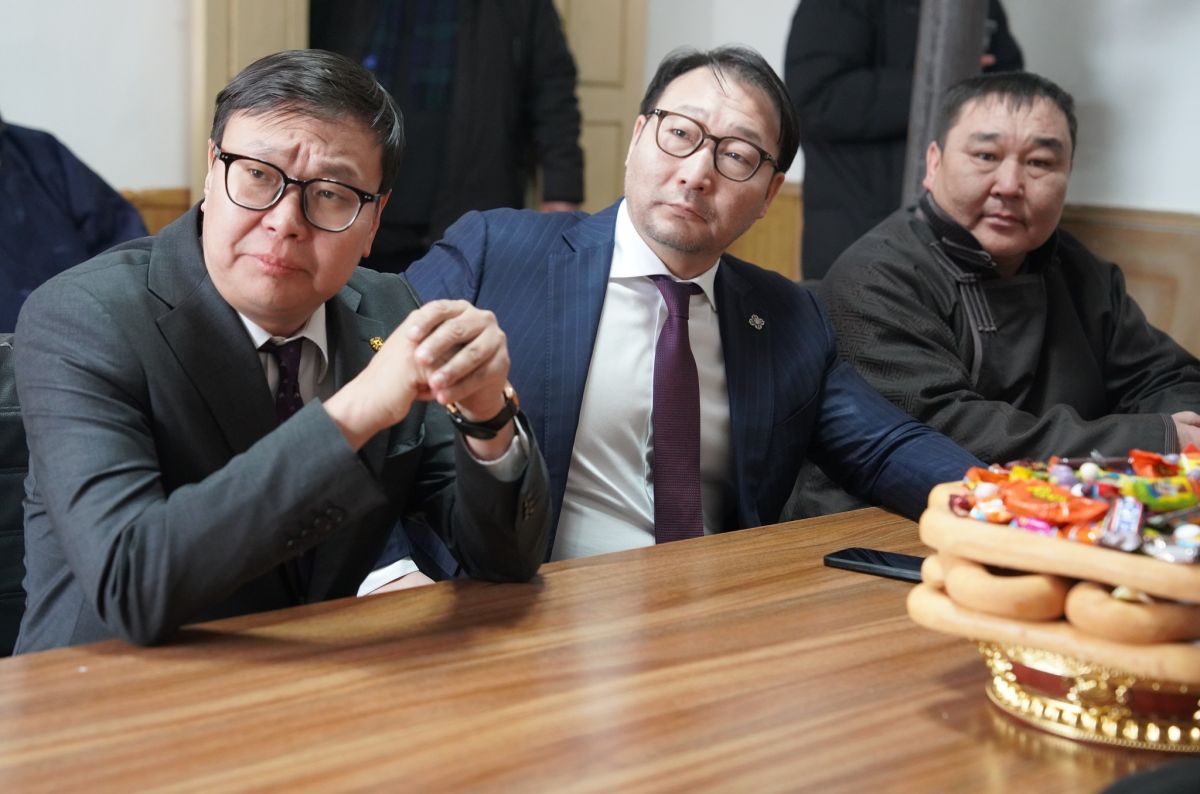 ЗУРГААН ЖИЛ ГАЦСАН РЭНЧИНЛХҮМБЭ СУМЫН СУРГУУЛИЙН БАРИЛГЫГ ДУУСГАХ САНХҮҮЖИЛТИЙГ АХБ-ААС ХӨНГӨЛӨЛТТЭЙ ЗЭЭЛЭЭР ШИЙДВЭРЛЭЛЭЭ