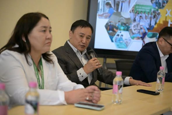 ЭРҮҮЛ МЭНДИЙН САЙД Ж.ЧИНБҮРЭН ХАРХОРИН СУМЫН НЭГДСЭН ЭМНЭЛГЭЭС ӨНӨӨДРИЙН АЖЛАА ЭХЛҮҮЛЭВ