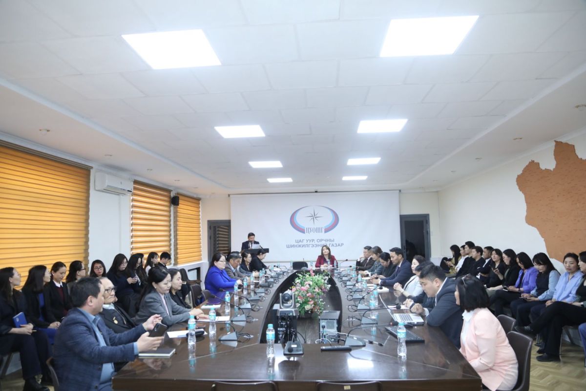 Дэлхийн болон монголын ус, цаг уурын өдөрт зориулсан эрдэм шинжилгээний бага хурал боллоо