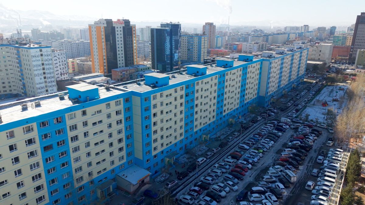 БГД-ийн 14 дүгээр хорооны хоёр байрыг дулаалж, фасадыг шинэчиллээ