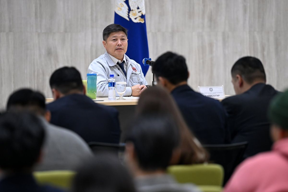 Х.Нямбаатар: Нийслэлийн төр, захиргааны байгууллагуудыг ухаалаг программ хангамжид шилжүүлнэ