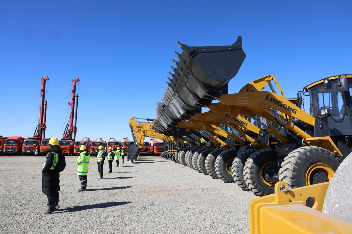 Туулын хурдны замын бүтээн байгуулалтын барилгын ажлыг эхлүүллээ