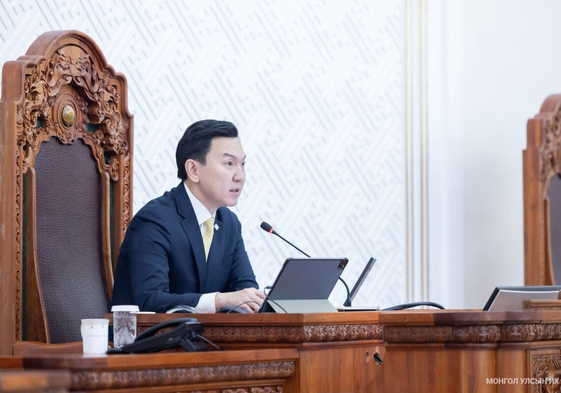 Ерөнхий сайдад нэр дэвшсэн Н.Учралыг УИХ-ын даргаас чөлөөллөө