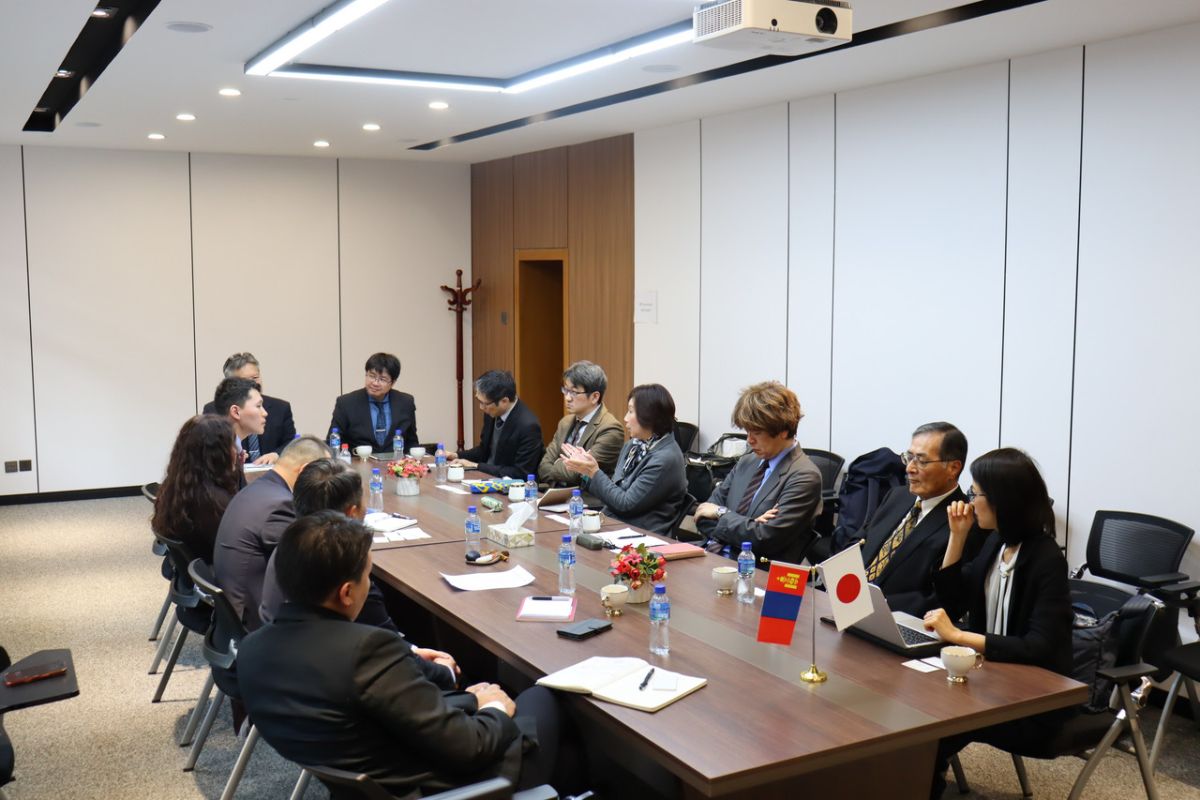 Япон улсын нагояагийн их сургуулийн хзс-ийн төлөөллийг хүлээн авч уулзлаа