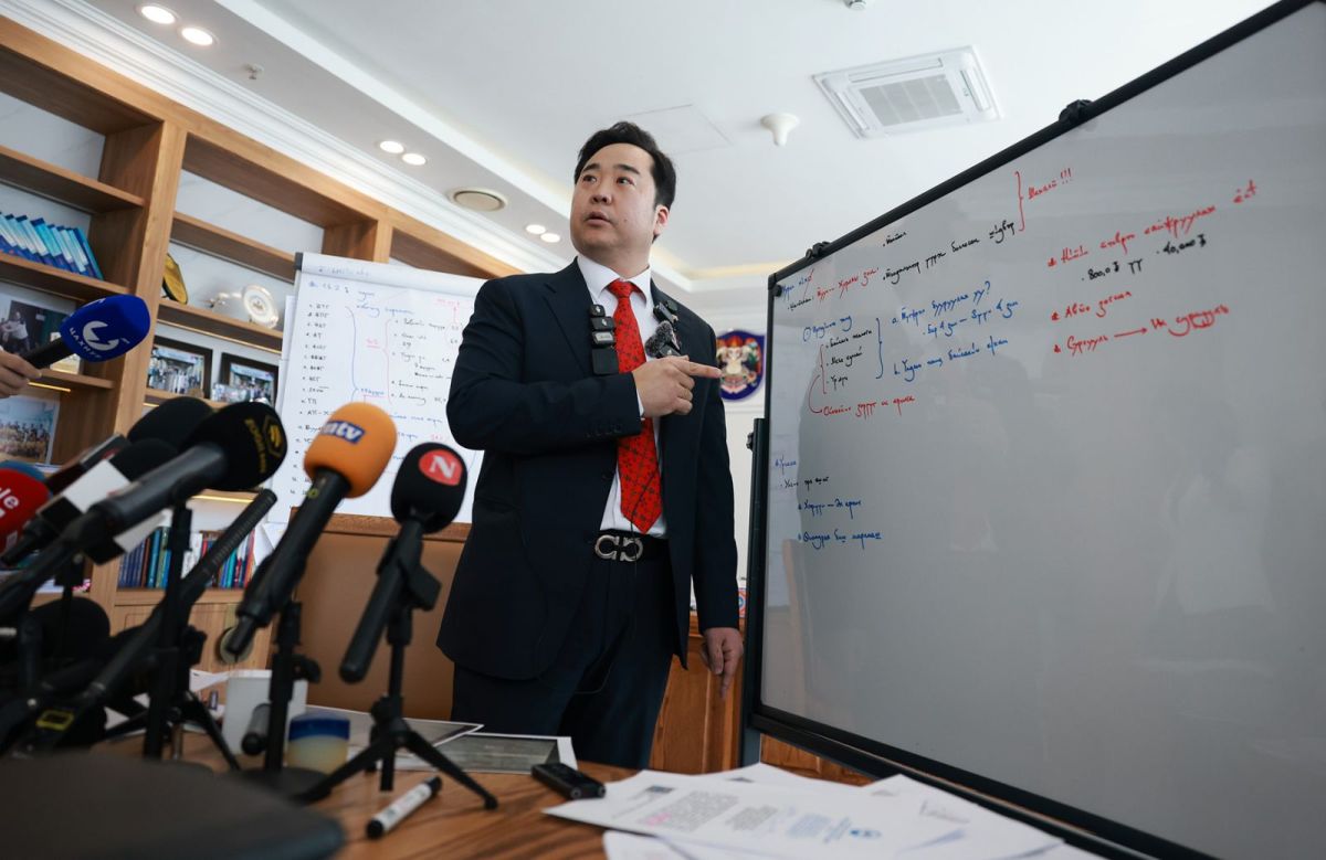 НИТХ-ын дарга А.Баяр: 04 сарын 27-ны өдөр хуралдсан НИТХ-ын Ээлжит бус хуралдаан хууль бус