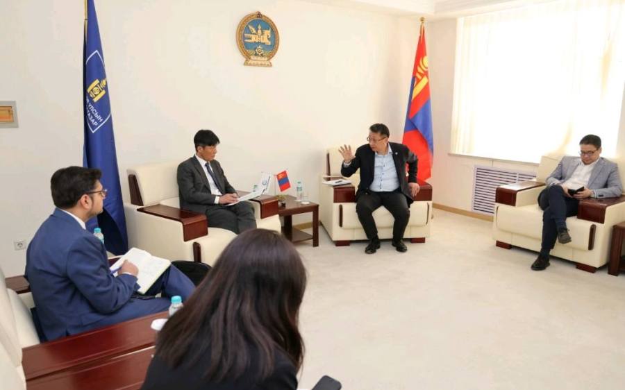 Сургуулийн ачааллыг бууруулж, төрөлжсөн ахлах болон хотхоны бага сургууль байгуулна