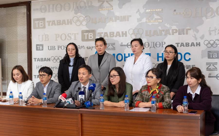 Өрхийн эмч нар төрийн давхардсан үүрэг, тайлангаас чөлөөлөхийг хүсэв