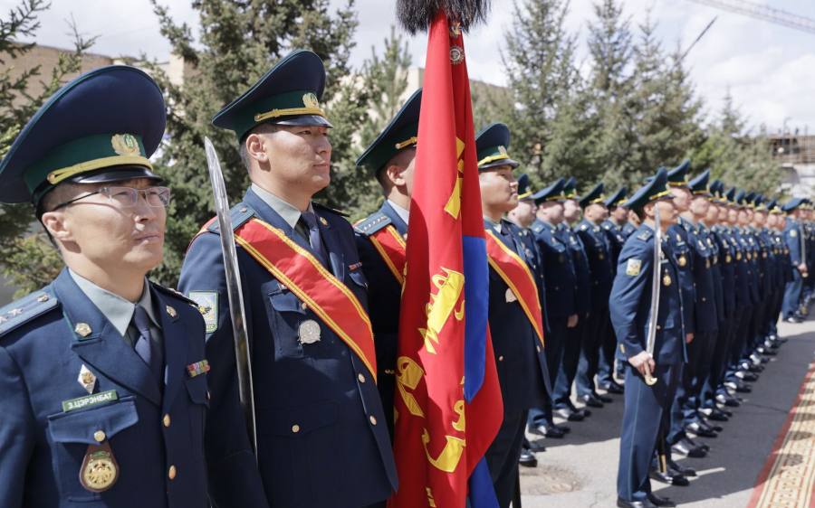 Хилчдийн нийгмийн асуудлыг шийдэж, хөрөнгө оруулалтыг нэмнэ