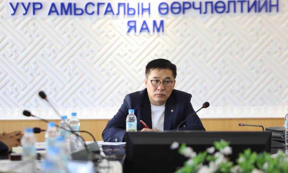 ИЗНН-ын дарга, УИХ-ын гишүүн, БОУАӨ-ийн сайд Б.Батбаатар “МАН, АН”-ын БЭТ үү...