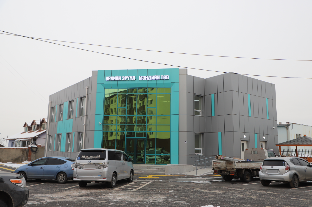 Хан-Уул дүүргийн 10 дугаар хорооны өрхийн эрүүл мэндийн төв шинэ байранд орлоо