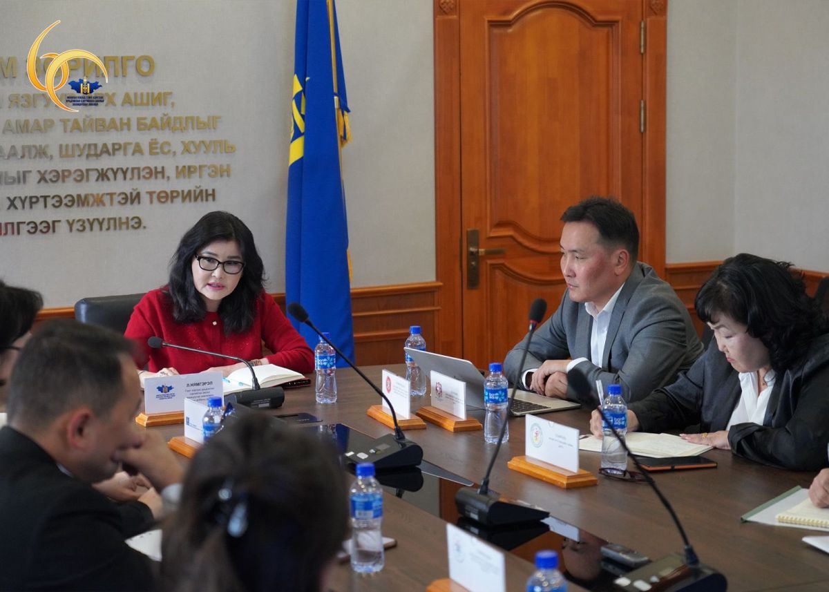 ДОНТОЛТЫН СЭТГЭЦ, НИЙГМИЙН СЭРГЭЭН ЗАСАХ ТӨВ БАЙГУУЛАХ АЖЛЫН ХЭСГИЙН ЗӨВЛӨЛДӨХ УУЛЗАЛТ БОЛЛОО