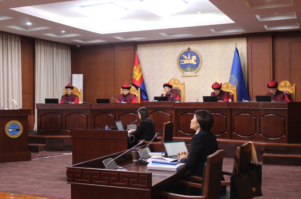 Эрүүгийн хуулийн 13.14-р заалт Үндсэн хууль зөрчсөн байна гэж ҮХЦ-ийн дунд суудлын хуралдаанаар дүгнэв