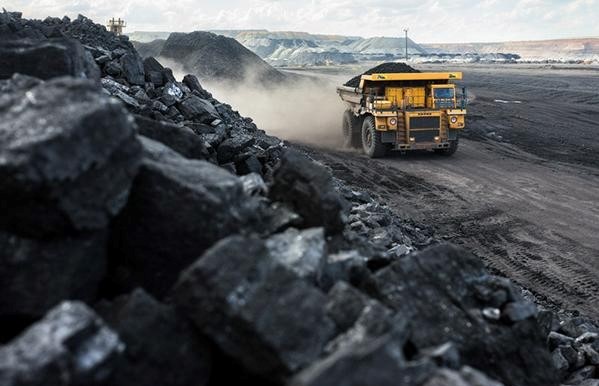 Нүүрсний хулгай: Хилээр гарсан зарим нүүрс тээвэрлэгчийн мэдээллийг ГЕГ, ХХЕГ-ын системээс устгажээ