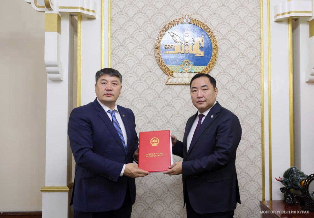 Тэтгэврийн асуудлаар хамтран ажиллах тухай хэлэлцээрийг соёрхон батлах тухай хуулийн төслийг өргөн мэдүүлэв Тэтгэврийн асуудлаар хамтран ажиллах тухай хэлэлцээрийг соёрхон батлах тухай хуулийн төслийг өргөн мэдүүлэв