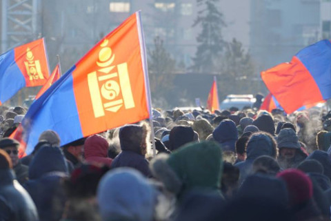 Эх орондоо хайртай биш гэхэд эх орноо  хорлоогүй улс төрчийг УИХ-д сонгоё оо, ард түмээн!