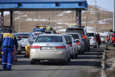 Есдүгээр сараас 1-нээс орон нутгийн тээврийн хэрэгсэл нийслэлд 48 цагаас дээш хугацаанд зорчвол хоног тутамд 5000 төгрөг төлнө