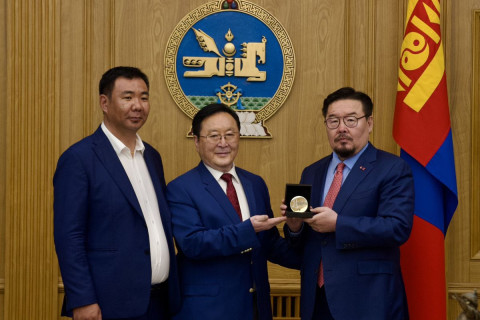 Монголын шатрын холбооны амжилтыг үнэлж, “OUTSTANDING CONTRIBUТION AWARD 2025” шагналаар шагнажээ