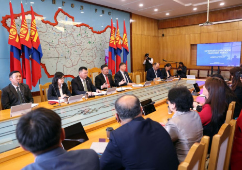 Хүчирхийллээс урьдчилан сэргийлэх цогц төлөвлөгөө боловсруулахыг даалгалаа