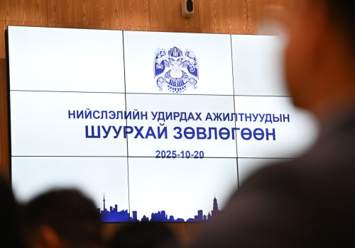 Дамбадаржаад 1973 айлын орон сууц барина