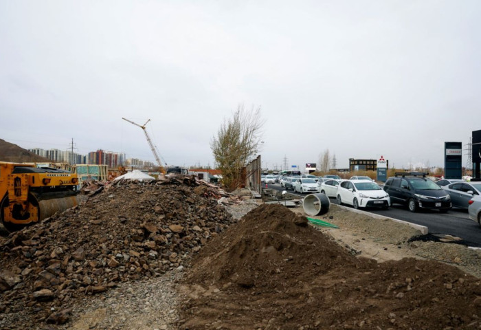 Нисэхийн тойргоос тэмээтэй хөшөө хүртэл авто замын нэгдүгээр эгнээг чөлөөлж нийтийн тээврийн автобус явуулна