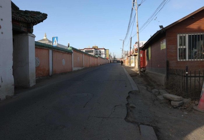 Ч.Төгсдэлгэр: Гандан орчмын 1.7 га газарт жишиг гудамж байгуулна