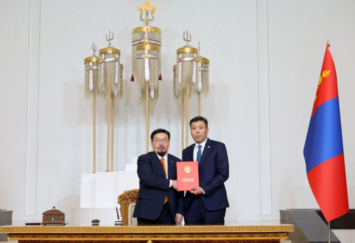 Б.Энхбаярыг Хууль зүй, дотоод хэргийн сайдаар томиллоо