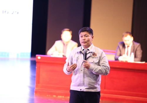 Хотын дарга Х.Нямбаатар түлшний хангамжийн асуудлаар хорооны Засаг дарга нартай уулзлаа