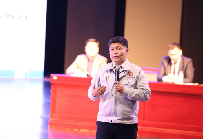 Хотын дарга Х.Нямбаатар түлшний хангамжийн асуудлаар хорооны Засаг дарга нартай уулзлаа