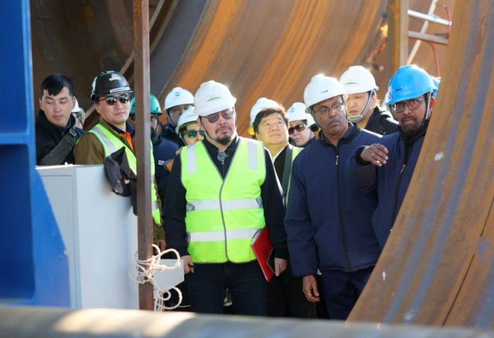 Г.Занданшатар: Газрын тос боловсруулах үйлдвэрийг 2027 онд ашиглалтад оруулахаар төлөвлөж байна