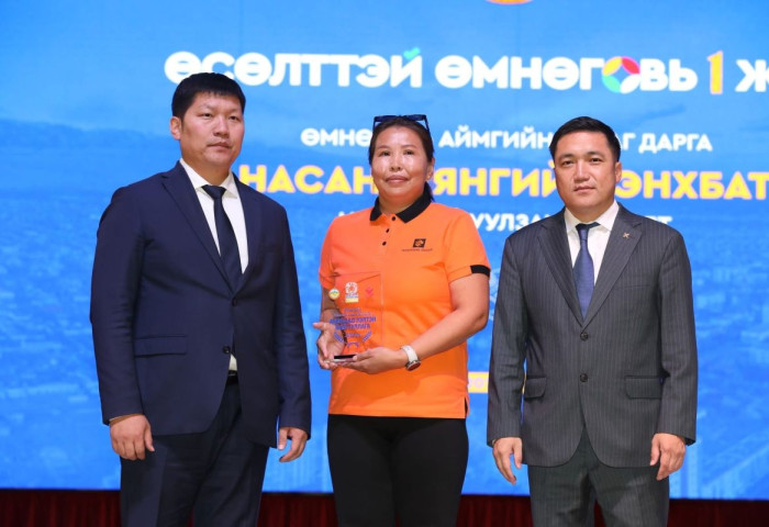 Өмнөговь аймгийн ахмадад ээлтэй сум, байгууллагууд тодорлоо