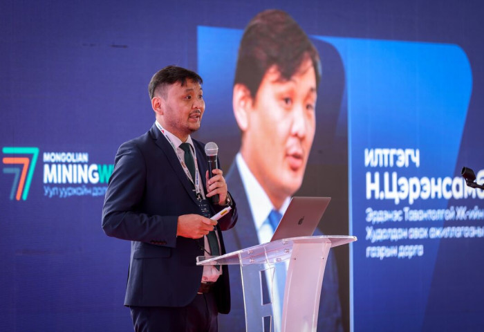 УИХ-ын Дэд дарга Б.Пүрэвдоржид “хөөгдсөн” Н.Цэрэнсамбуу юу хэлэв...