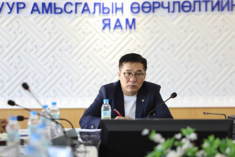 ИЗНН-ын дарга, УИХ-ын гишүүн, БОУАӨ-ийн сайд Б.Батбаатар “МАН, АН”-ын БЭТ үү...