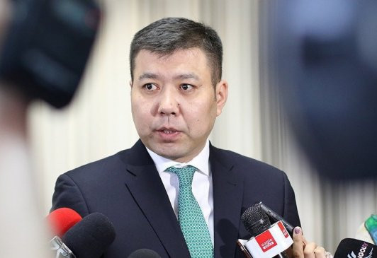 Б.Энхбаяр: Ханиад хүрч, хоолой өвдөж ярьж чадахгүй байна