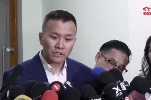  УИХ-ын дарга Д.Амарбаясгалангийн өмгөөлөгч Ү.Амарбат мэдээлэл өглөө