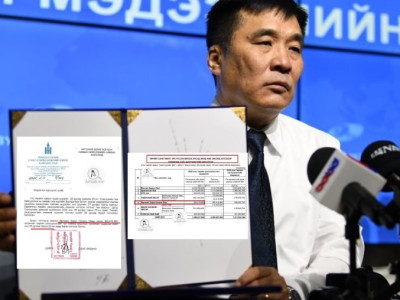 Улс төрийн намд олгодог 455 сая төгрөгийн санххүүжилтийг авснаа ИЗНН-ын дарга Б.Батбаатар намаасаа нуугаад зарцуулчихсан гэв үү