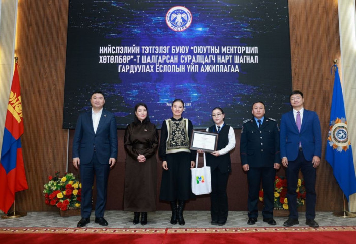 ОЮУТНЫ МЕНТОРШИП ТЭТГЭЛЭГТ ХӨТӨЛБӨРТ ШАЛГАРСАН ШИЛДЭГ ТӨСЛҮҮДИЙГ МЭРГЭЖЛИЙН БАЙГУУЛЛАГУУДТАЙ ХАМТАРЧ ХЭРЭГЖҮҮЛНЭ