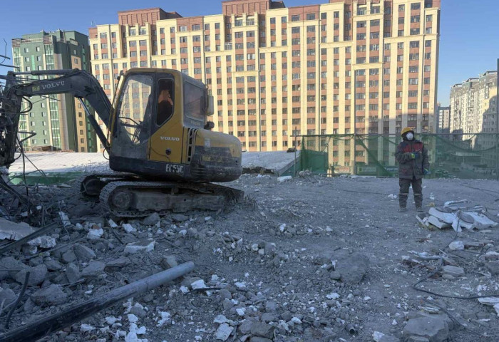 207 дугаар байрыг буулгах ажил 70 хувьтай үргэлжилж байна