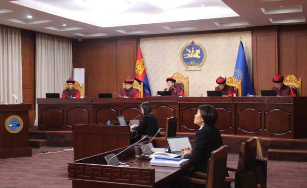 Эрүүгийн хуулийн 13.14-р заалт Үндсэн хууль зөрчсөн байна гэж ҮХЦ-ийн дунд суудлын хуралдаанаар дүгнэв