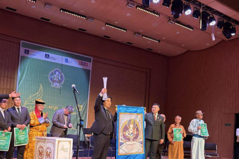 “Болор цом 43” яруу найргийн наадмын шилдэгүүд тодорчээ