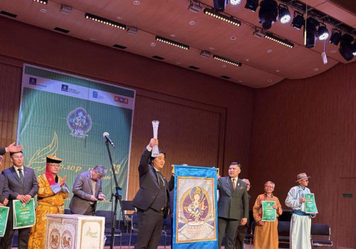 “Болор цом 43” яруу найргийн наадмын шилдэгүүд тодорчээ