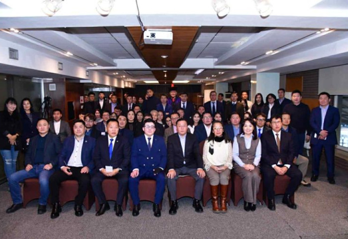 Ардчилсан намын залуус “Новекс” нэртэй шинэ клуб байгууллаа