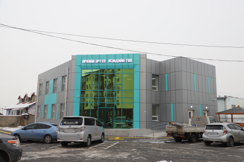 Хан-Уул дүүргийн 10 дугаар хорооны өрхийн эрүүл мэндийн төв шинэ байранд орлоо