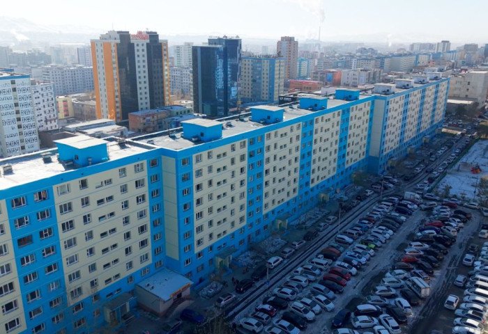 БГД-ийн 14 дүгээр хорооны хоёр байрыг дулаалж, фасадыг шинэчиллээ