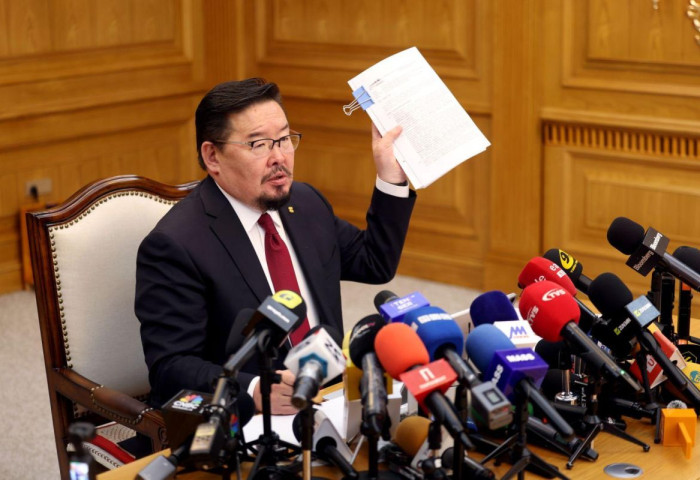 Задгай амтай Засгийн газар