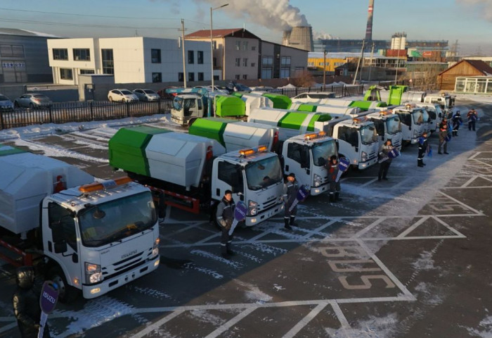 Баянгол дүүрэг хот нийтийн аж ахуйн 24 автомашин, техникээр парк шинэчлэл хийлээ