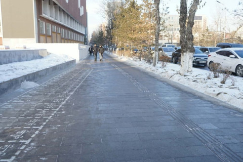 Т.Даваадалай: Явган замыг байгалийн чулуун хавтангаар шинэчилснээр явган хүний гэмтэл, бэртэл 15 хувиар буурсан