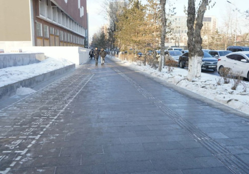 Т.Даваадалай: Явган замыг байгалийн чулуун хавтангаар шинэчилснээр явган хүний гэмтэл, бэртэл 15 хувиар буурсан