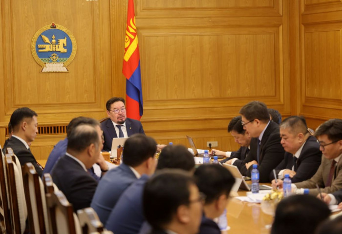 Авлигатай тэмцэх үндэсний хөтөлбөрийн хэрэгжилтийг эрчимжүүлэх Ажлын хэсгийн хурал боллоо