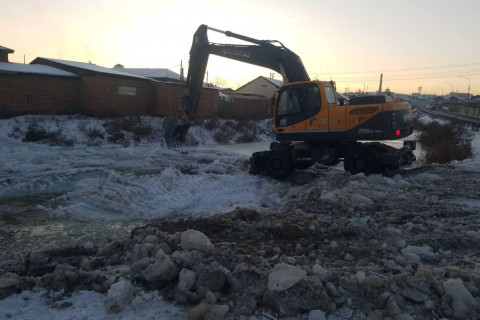 Нийслэлийн зарим байршилд голуудын халиа 25-35 см нэмэгдсэн байна